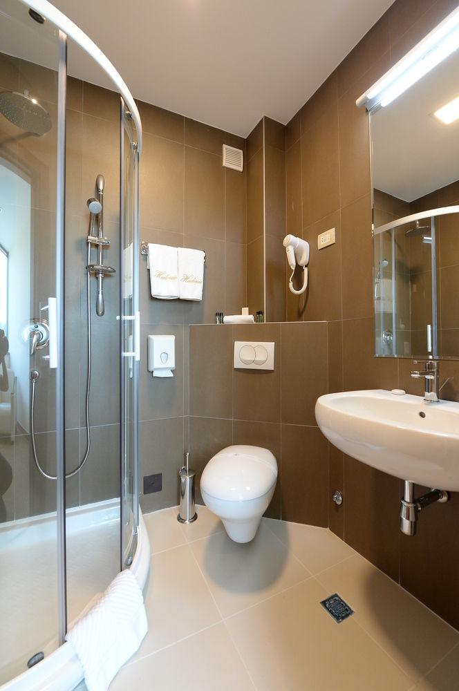 Hotel Hedonic Beograd Bagian luar foto