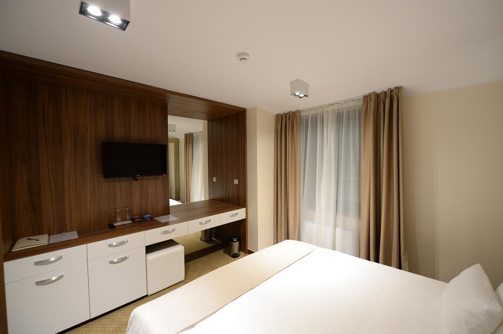 Hotel Hedonic Beograd Bagian luar foto