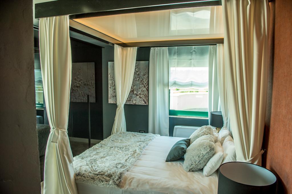 Hotel Hedonic Beograd Bagian luar foto