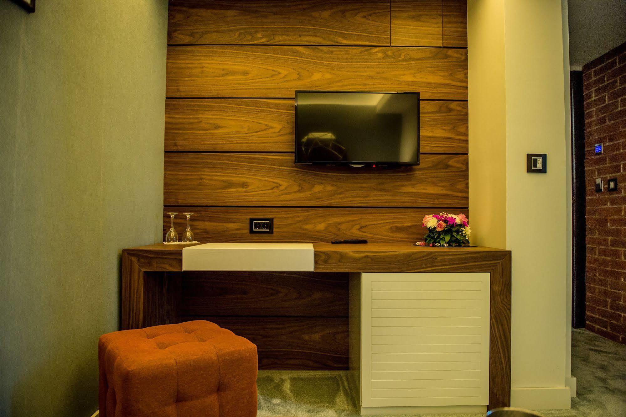 Hotel Hedonic Beograd Bagian luar foto