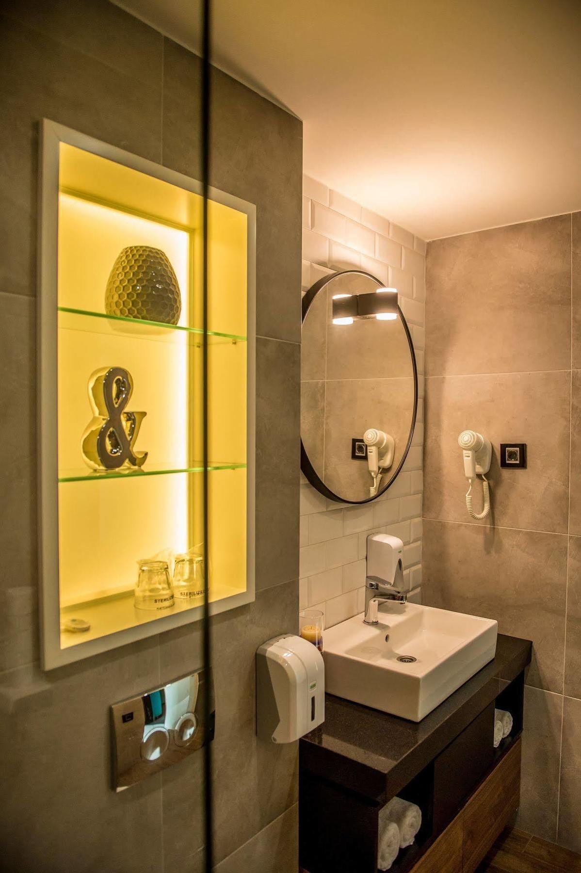 Hotel Hedonic Beograd Bagian luar foto